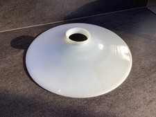 Abat-jour ancien en opaline