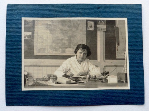 Photo jeune femme - à, son