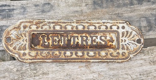 Ancienne entrée boite - ancienne,