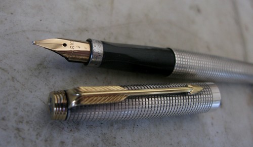 Tres beau stylo - tres,