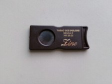 guillotine coupe cigare ancien, publicitaire Lino à Neuilly,