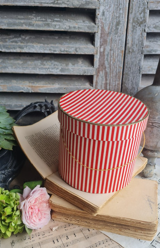 Ancienne boite carton - ancienne,