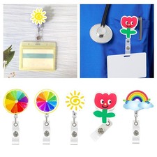 Porte-badge rétractable avec