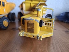 Camion benne Caterpillar 621