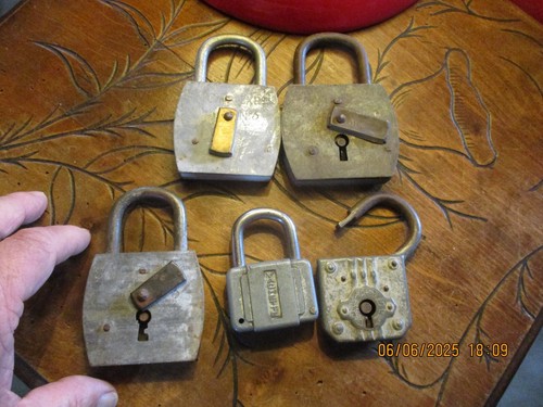 Ancien cadenas 3 sncf - cadenas,