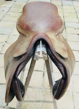 SELLE DE CAVALERIE ANCIENNE