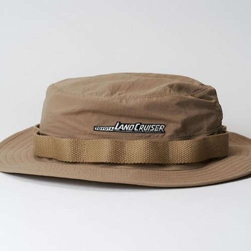 Toyota land cruiser - land, official