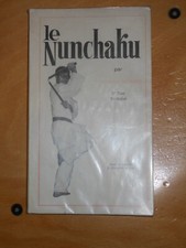 Le nunchaku par Yoshinao NANBU   édit. Judogi 1972