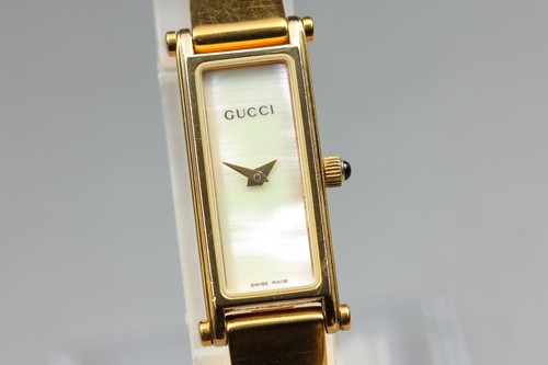 Presque comme neuve montre - neuve],
