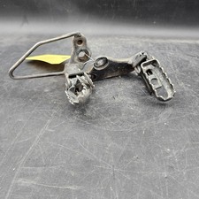 1995 Yamaha TW200 Trailway Front Left Right Driver Foot Pegs + Mount Bracket