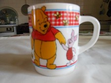 Mug Disney " Winnie l'ourson "  Arcopal France vintage