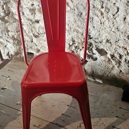 Chaise métal rouge style