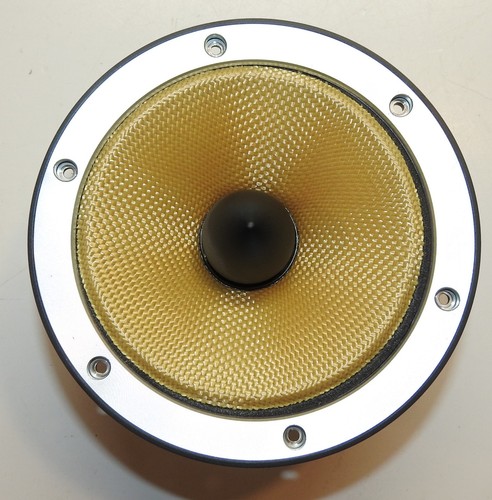 Bowers and wilkins - b&w, cm