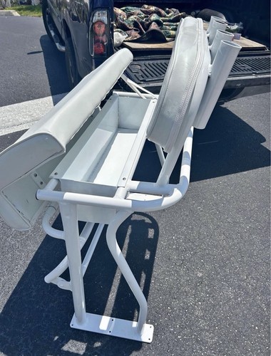 Leaning post for boat - leaning,
