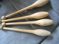 4 quilleS de jonglage en bois