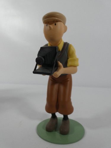 Une statuette tintin - une,