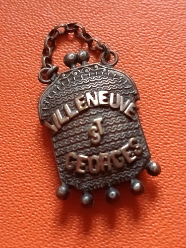 Breloque ancienne bijou xixe - ancienne,
