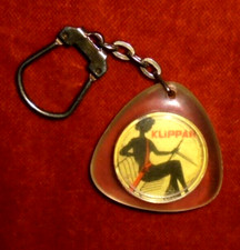 Porte-clés Key ring Ceinture de sécurité KLIPPAN Paris TERGAL Madame au volant 2