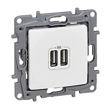 Legrand Niloe 764594 Encastré Double Connecteurs USB Prise Chargeur Electrisc