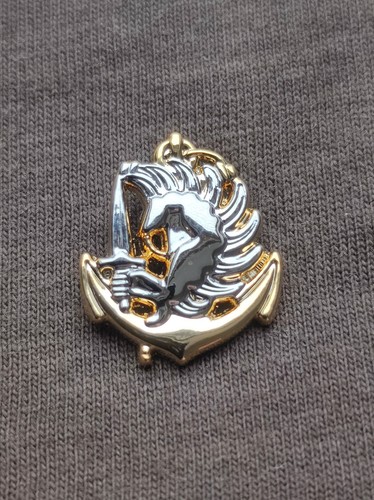 Pin reduction insigne - ,