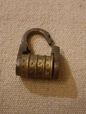 Ancien Cadenas à 4 Rouleaux