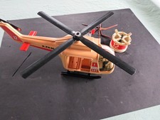 Hélicoptère   de  secours