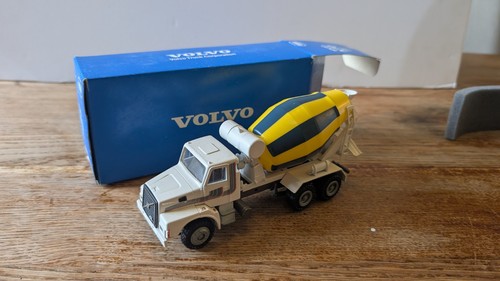 Conrad camion volvo - conrad,