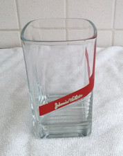 ancien verre johnnie Walker