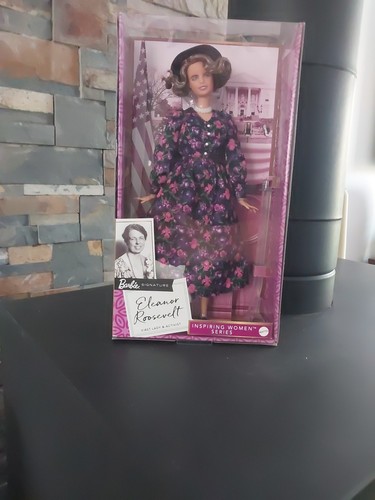 Poupée barbie signature - barbie,