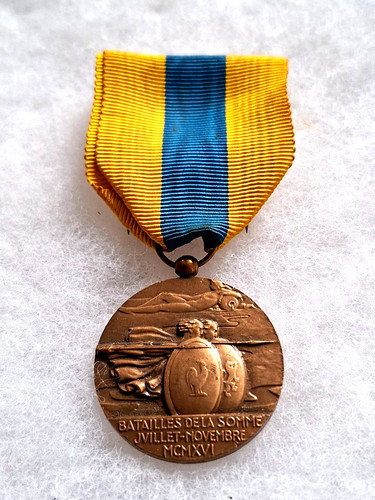 Une médaille combattants de - médaille,