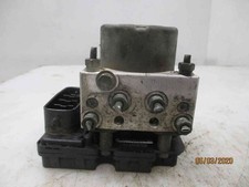 Bloc abs Toyota YARIS VERSO 4451052300