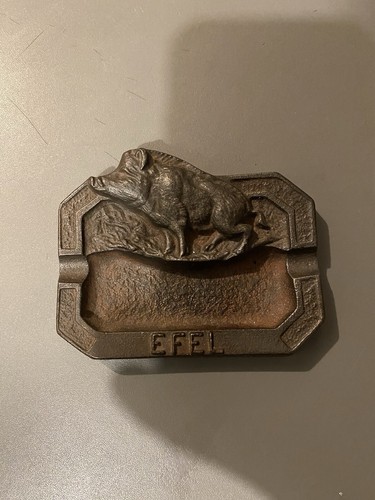 Cendrier fonte sanglier relief - sanglier,