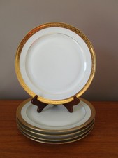 5 ASSIETTES PLATES  24,5 CM EN PORCELAINE DE LIMOGES BLANCHES LISERES DORURE