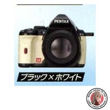 Jouet capsule mascotte miniature Pentax Kr noir x blanc reflex neuf