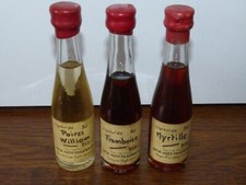LOT 3  MIGNONETTES  3 CL