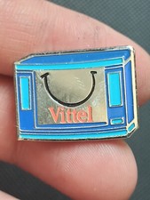 JOLIE PINS PIN'S VITELL EAU