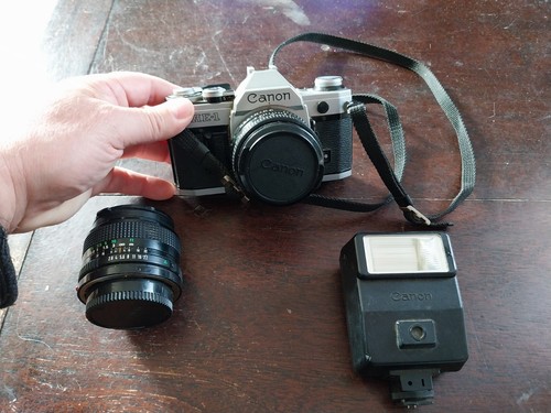 Canon avec objectifs - avec,