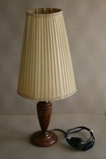 Lampe ancienne pied - en, bois