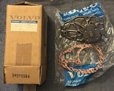 Volvo 340 343 B14 Volvo 66 B110 B130 Water Pump Coolant Pump NOS New Old Stock