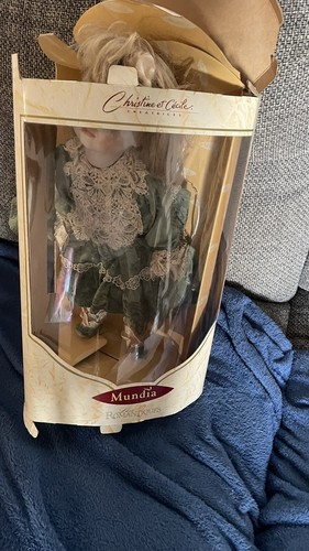 Poupée porcelaine tamara - poupée,