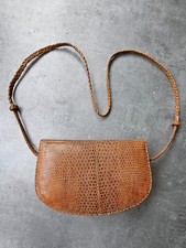 Sac en cuir véritable. Fait