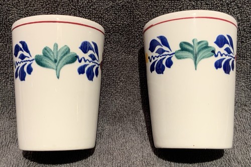 Vintage colorful hand - vintage, 3”
