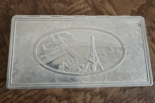 Ancienne boîte cigarettes - ancienne,