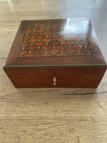 Ancienne boite coffret - boite,