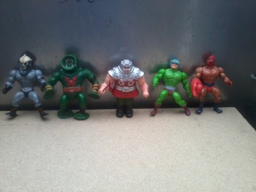 Lot figurines les - de,