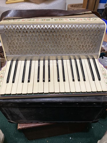Vintage italia accordion - l’italia,