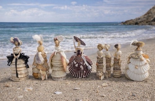 Lot poupées figurines - 8,