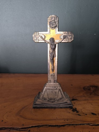Ancien crucifix table made - de,