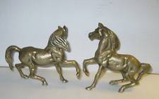 chevaux de decoration en metal