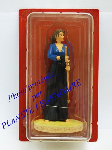 Figurine collection tomb - figurine,